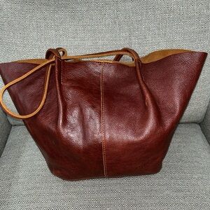 Portland Leather Goods Oversized Devan